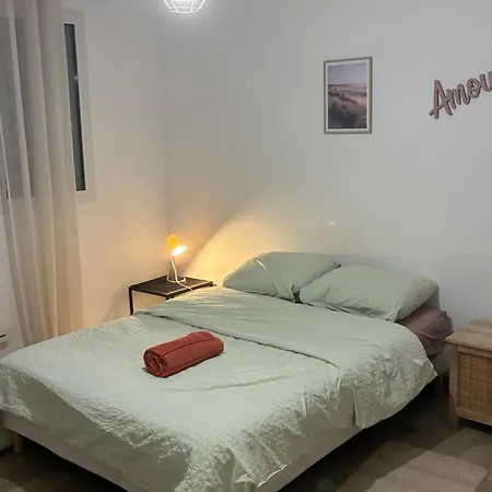 L Arsenal Comfortable 3 Bedrooms