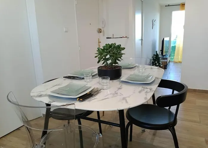 L Arsenal Comfortable 3 Bedrooms Apartment Tarbes