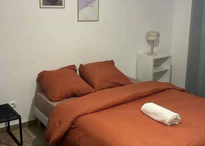 L Arsenal Comfortable 3 Bedrooms Tarbes